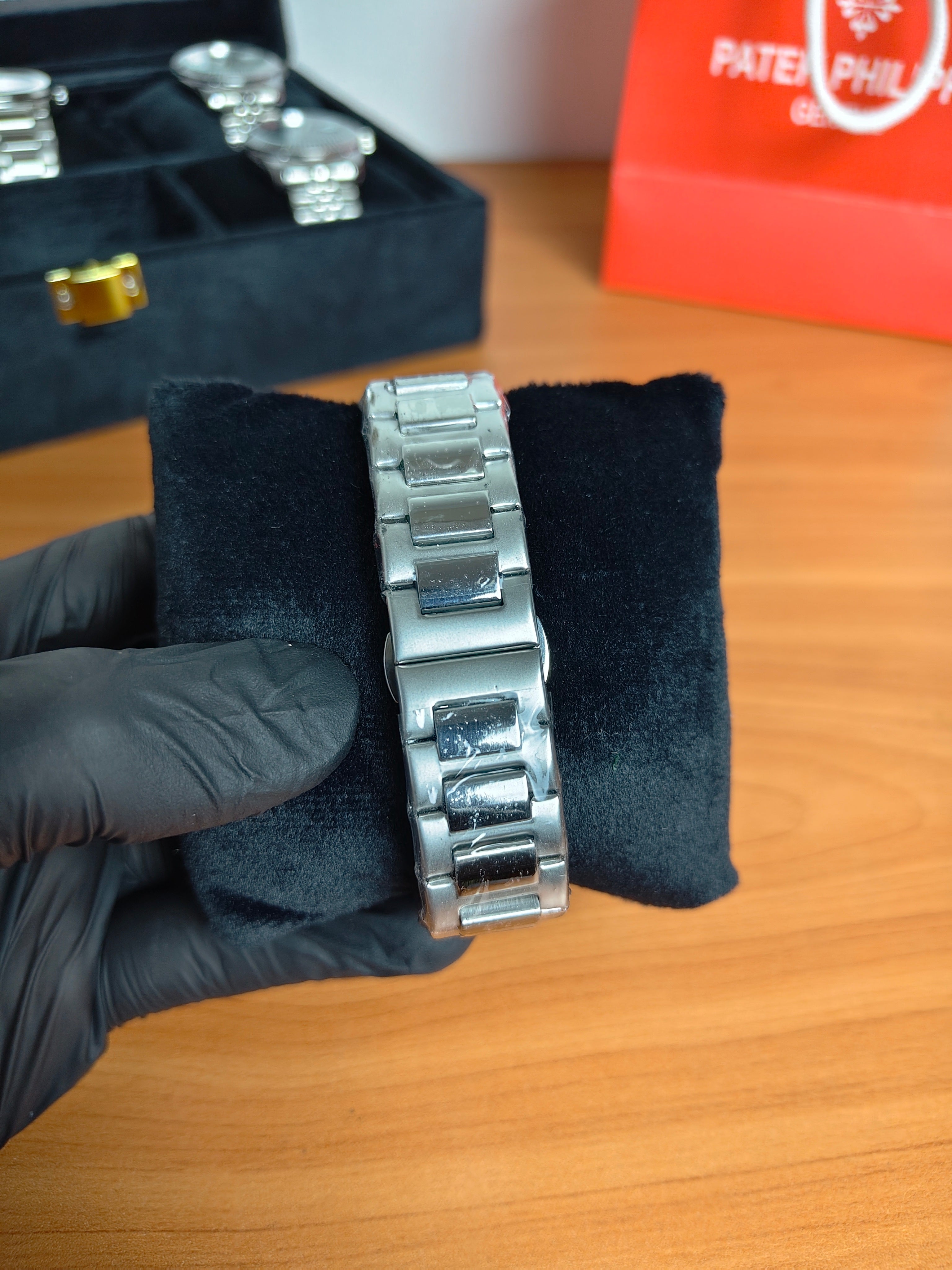patek philippe nautilus semi-automatic (سحاب)