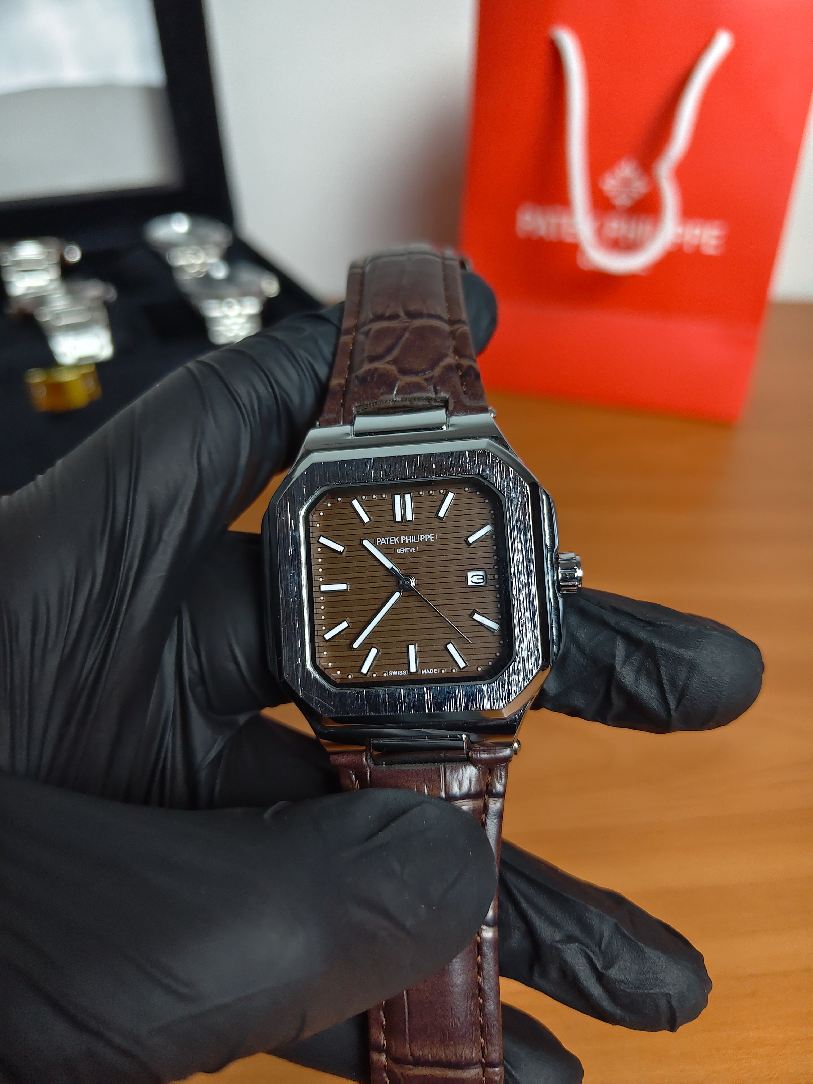 Patek Philippe Men's Watch – Roman Dial Black Leather Strap