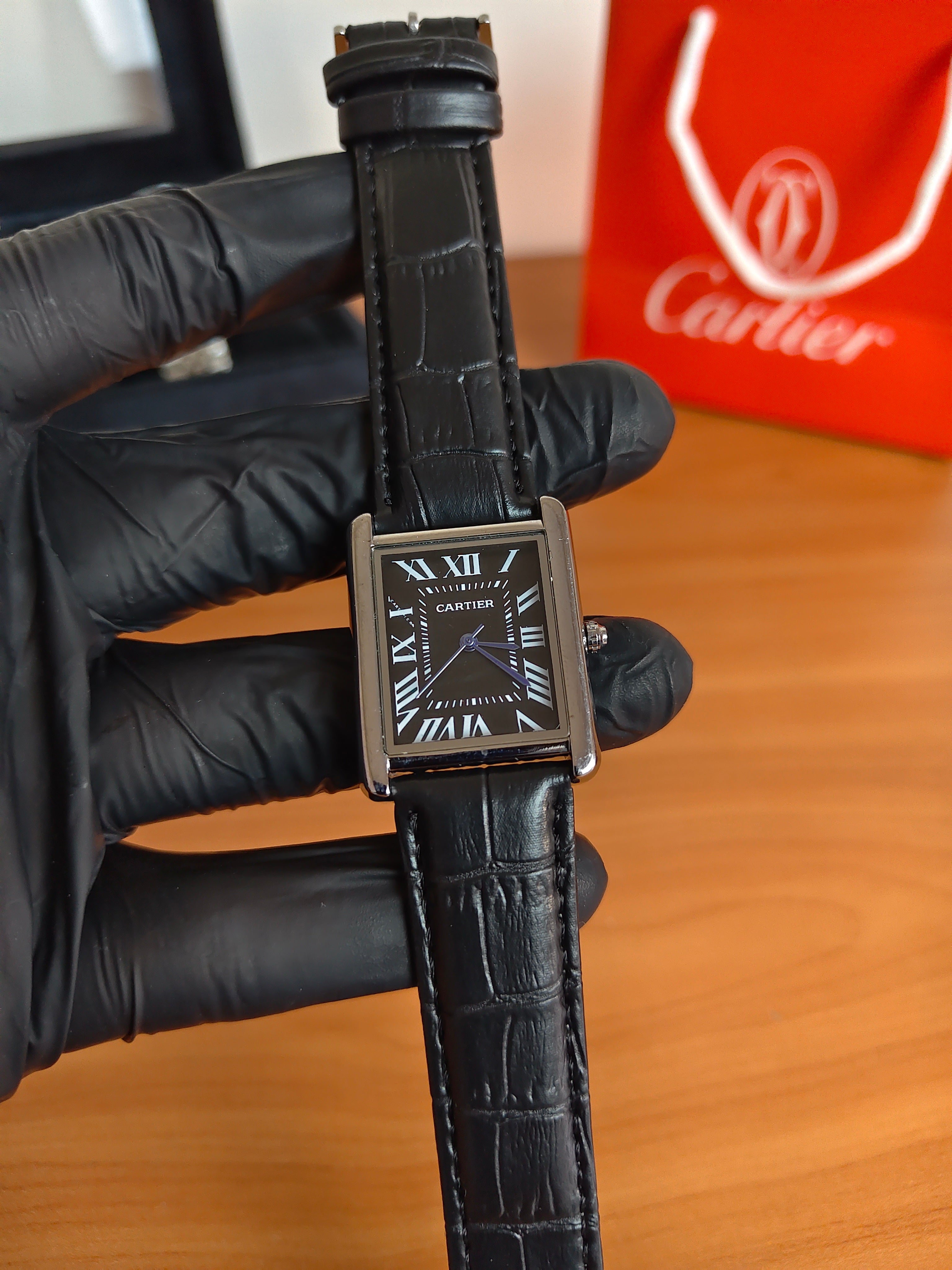Cartier Tank Must - Medium 22mm